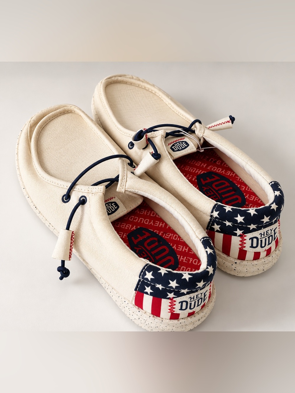 HEY DUDE Men’s Wally Sneakers Size 10 Organic Linen Canvas Loafers Cream America